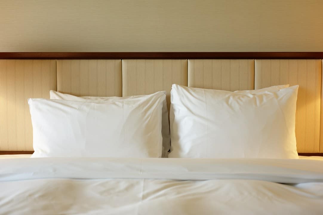 Do czego łóżku potrzebny jest zagłówek?
